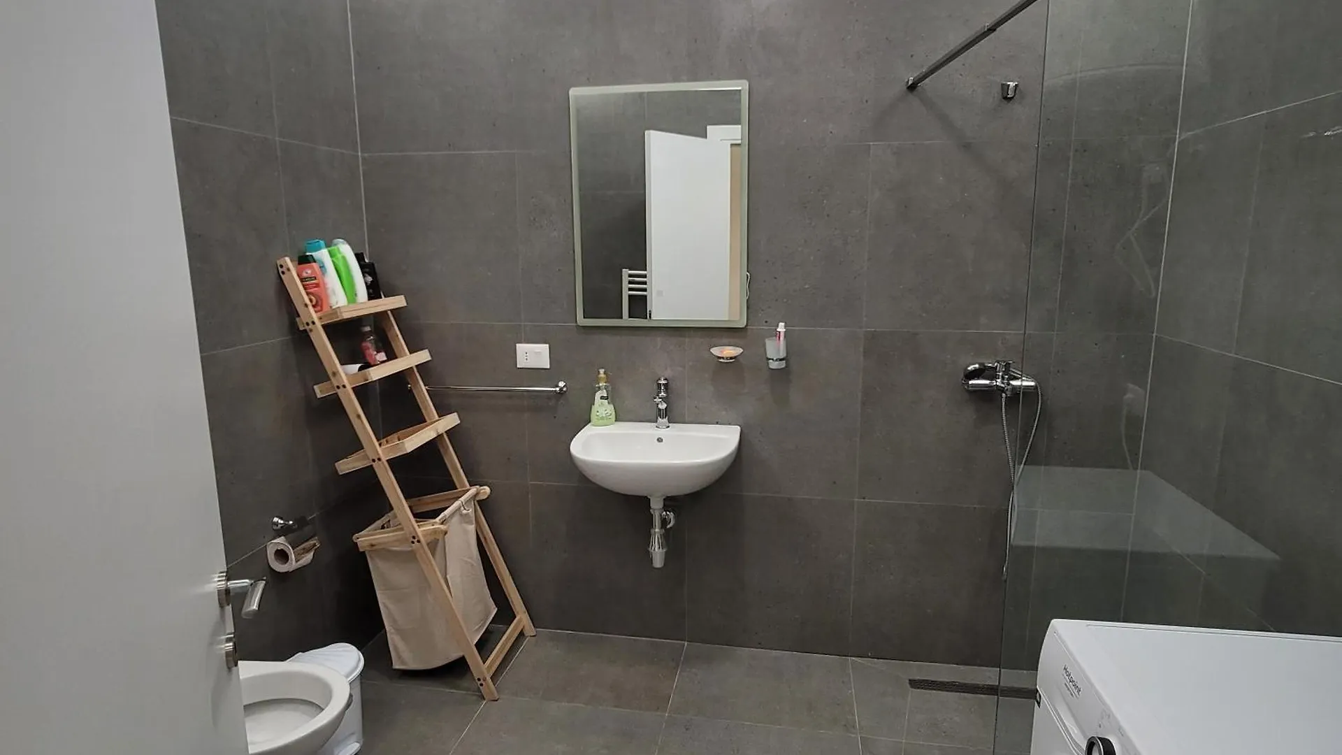 Central Comfort Apartment Tirana